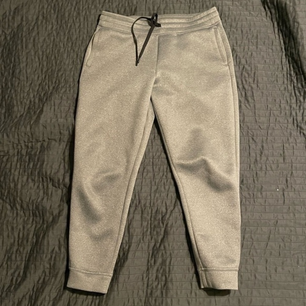32 heat sweatpants